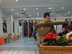 -鹏城人家海鲜酒家·23年老字号(较场尾店)