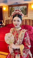 -莫小姐婚纱