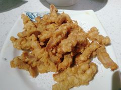 现炸酥肉-贵府酸汤牛肉火锅·贵州老字号(飞山街店)
