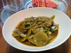 -黄泥岗·地道湖北菜(奥特莱斯店)