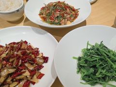 -一坐一忘云南菜(卓悦中心)