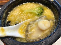 金汤小米煮鲜鲍-望乡楼上海菜(日月光店)