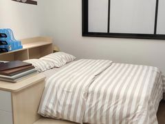 -百安居装修建材卖场(泰然店)