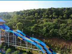 -平湖九龙山乐满地水上乐园