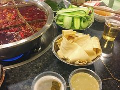 -邓莽子老火锅(中兴路总店)