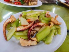 -大石鼓山庄·珠海第一烧猪