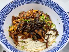 蛤蜊猪肝面-沪西老弄堂面馆(定西路店)