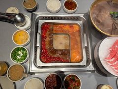 -巴奴毛肚火锅(悠唐购物中心店)