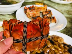 -鸿一饭店(隐秀路店)