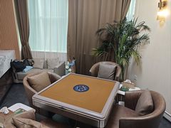 -鑫意棋牌会所(长寿路智慧广场店)