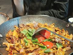 -富正毅三下锅·湘西韵味(天门山索道店)