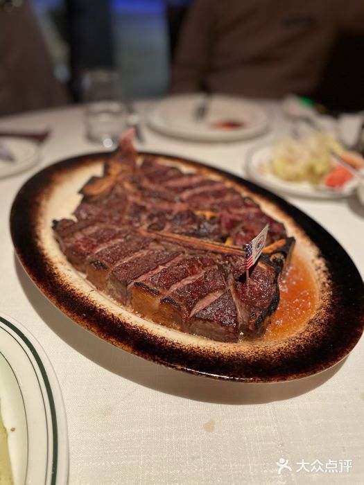 Wolfgang’s Steakhouse 沃夫冈牛排馆(上海白玉兰广场店)招牌大里脊牛排图片