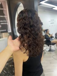 -奈川烫染Salon