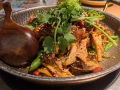 手撕扁担鸡-吃饭皇帝大土家民族菜(正大广场店)