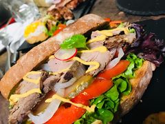 -HIGH FIVE哈福手工汉堡(桂林路店)