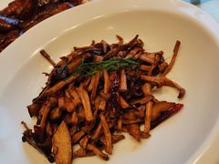 -亢龙太子酒轩(东湖店)