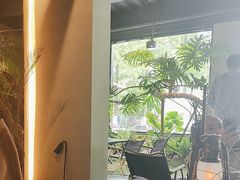 -J Create城市露营咖啡·简餐·宠物(上海动物园店)