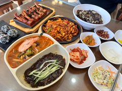 -贵宾庄炸酱面·韩式料理(高区店)