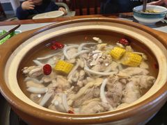 -四点金粥底火锅(沂州里店)