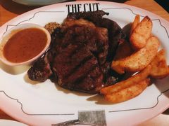 -THE CUT Rooftop顶楼牛排餐吧(环贸iapm店)