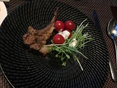 -唐拉雅秀酒店-西锦汇空中BBQ·思创餐厅