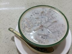 香芋紫米西米露-芬芳甜品(同福路店)