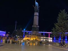 -人民防洪胜利纪念塔