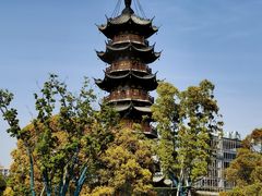 -龙华寺