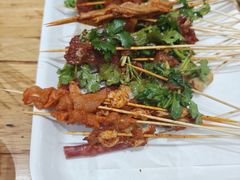-袁记串串香(泉水轻轨站店)