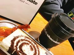 白巧克力瑞士卷-Awfully Chocolate(环球港店)