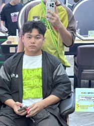 -藤野造型烫染·漂发