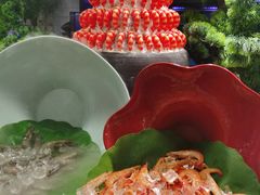 -四囍码头海鲜烧烤自助火锅(外滩南京东路悦荟广场店)