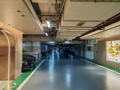 -百联又一城停车场