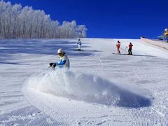 -中旅松花湖滑雪场
