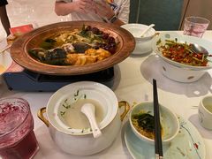 -饭怕鱼·黄焖鲟龙鱼(湖大店)