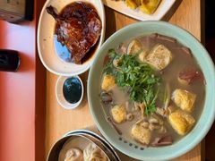 -金原鸭血粉丝汤·汤包·脆皮烤鸭(南京博物院店)