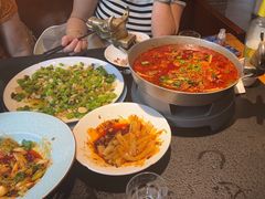 -万重锦·人文川菜馆(骡马市店)