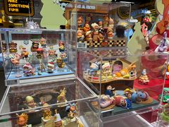 -泡泡玛特POPMART(上海环球港店)