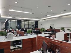 -上海宝信宝马4S店