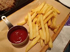 -必胜客(城西银泰店)