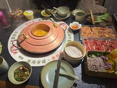 -菌自由丨野生菌火锅特色庭院餐厅(丽江古城店)