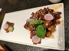 -万重锦·人文川菜馆(骡马市店)