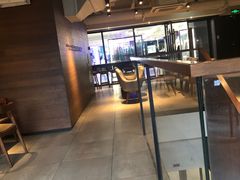 -星巴克(杭州湖滨银泰E区店)