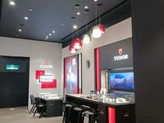 -亨吉利世界名表中心(群光店)