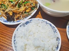 -老天桥酱肉烧饼夹肘子(天桥店)