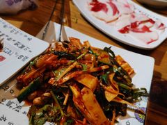 拌花菜-新泉鲜肉木炭烤肉