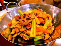 干锅香辣肥肠-翠清酒家(万丰路店)
