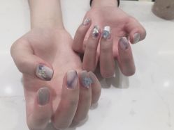 -手牵手美甲