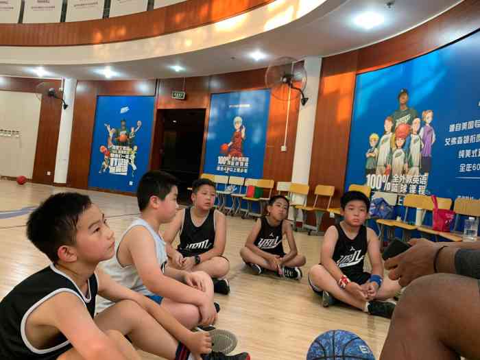 ybdl青少年篮球发展联盟(长江路汉森店)-"店在小区内部,是一个社区