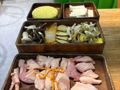 -菌小白·野生菌火锅(时尚天河店)